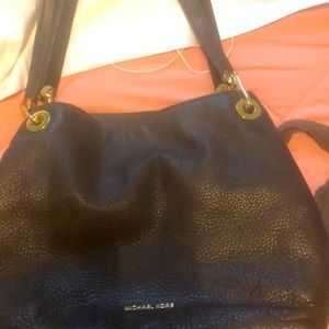 Michael Kors purse, slouchy tote . Used 5 months. In really good condition.